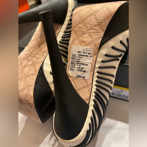 LAMB (Gwen Stefani) high heels - Picture 8 of 8